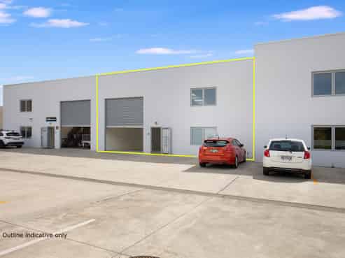 Tidy, Near New Warehouse, North of the City