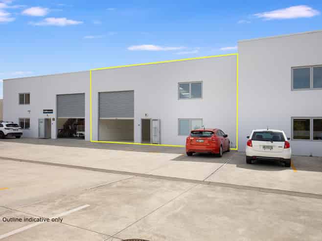 Tidy, Near New Warehouse, North of the City