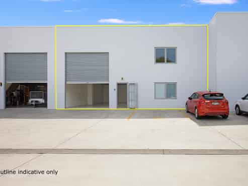 Tidy, Near New Warehouse, North of the City