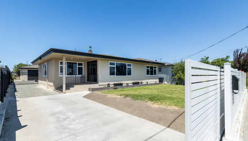 58 Harold Holt Avenue, Onekawa