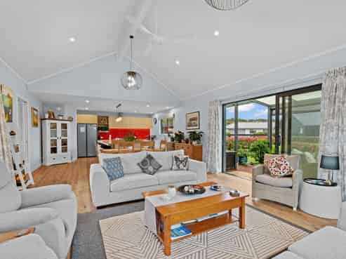 105 Mangawhai Heads Road, Mangawhai Heads