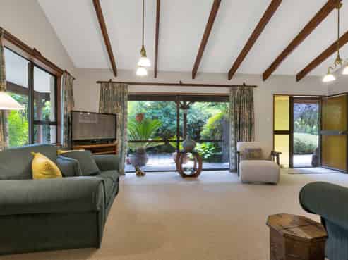 465 Old West Coast Road, Templeton