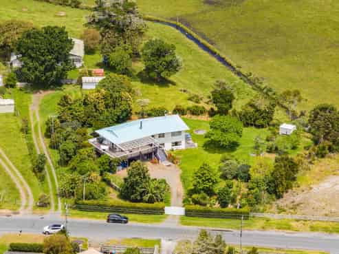 28 Pyle Road West, One Tree Point