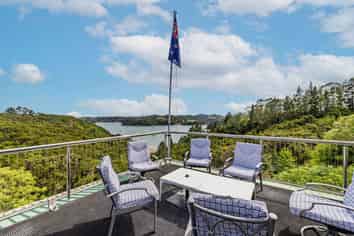 104 Te Wahapu Road, Russell