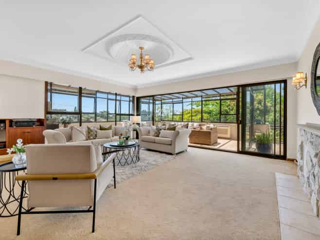 31 & 33 Castleton Drive, Mellons Bay