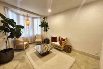 64M² OF AFFORDABLE STUDIO / OFFICE SPACE
