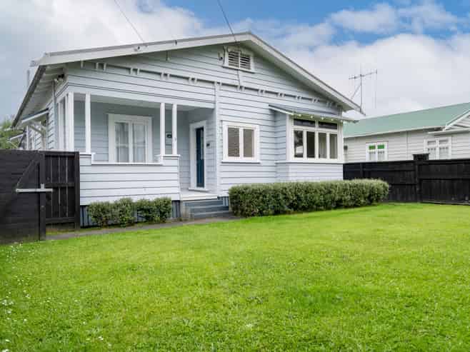 3 Bernard Street, Avenues