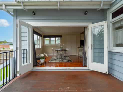 3 Bernard Street, Avenues