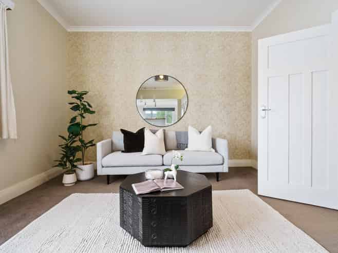 3 Bernard Street, Avenues