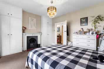 37 Birchfield Avenue, Dallington