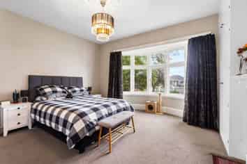 37 Birchfield Avenue, Dallington