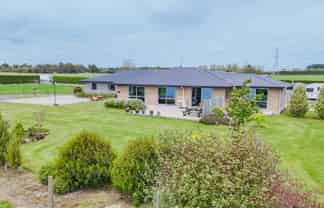 166 Wilcox Road, Seaward Bush