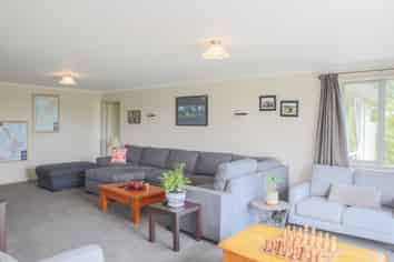 166 Wilcox Road, Seaward Bush