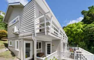 26 Farnham Street, Mornington