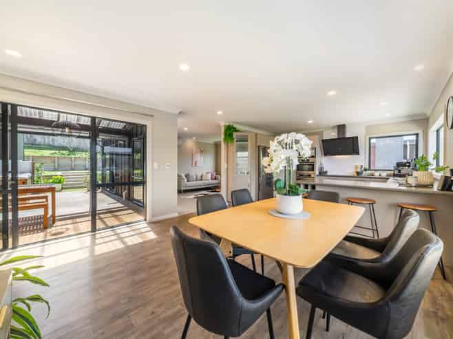 22 Birkinshaw Grove, Riverstone Terraces