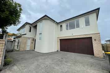 32 Kaseng Place, East Tamaki Heights
