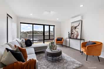 10/104 Maupuia Road, Maupuia