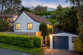 26 Guadeloupe Crescent, Grenada Village