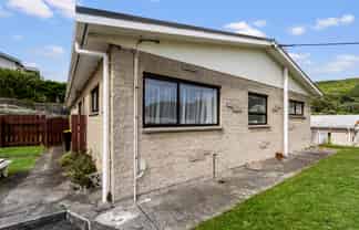 5/21 Dee Street, Island Bay