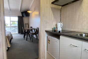 25 and 31/ Lake Terrace, Taupo