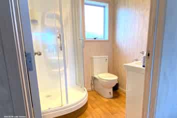 25 and 31/ Lake Terrace, Taupo