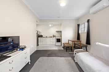 90C Townsend Road, Miramar