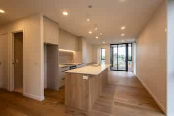 406/2 Graheme Breed Drive, Three Kings