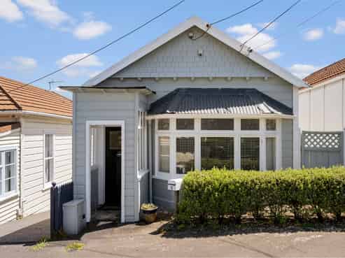 9 Herald Terrace, Berhampore