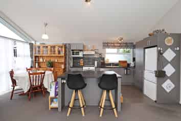 122 Mavora Court, Heidelberg