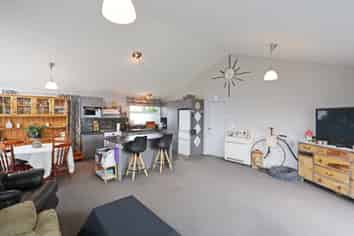 122 Mavora Court, Heidelberg