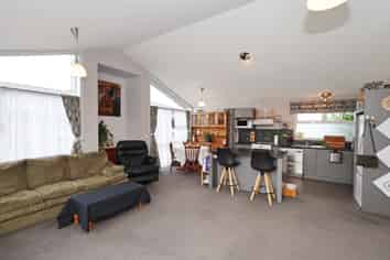 122 Mavora Court, Heidelberg