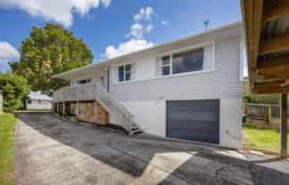 46 Helena Street, Massey