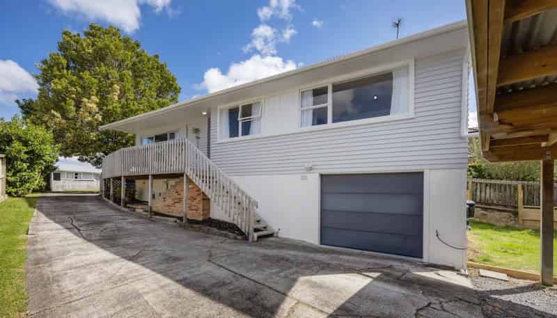 46 Helena Street, Massey