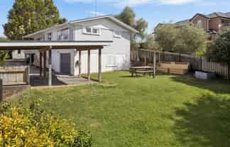 46 Helena Street, Massey