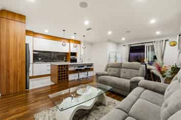 68 Castlebane Road, Flat Bush