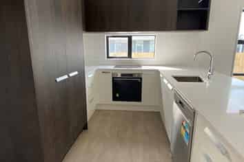 31 St Heliers Crescent, Aranui