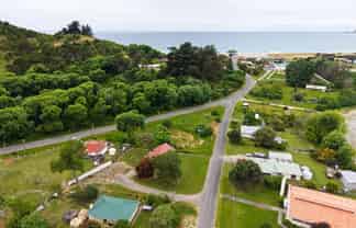 30 Toa Street, Tokomaru Bay