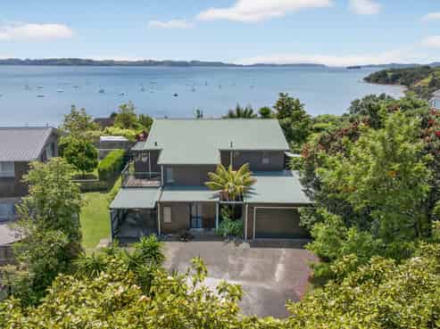 73 Willjames Avenue, Algies Bay