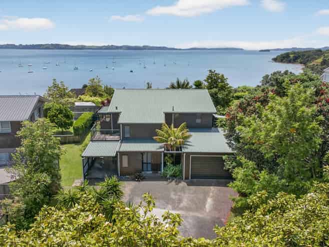 73 Willjames Avenue, Algies Bay