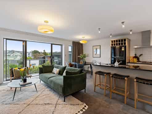 52B Mandalay Terrace, Khandallah