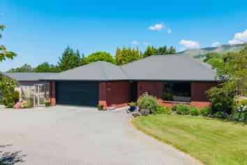 12 Manchester Street, WAIMATE