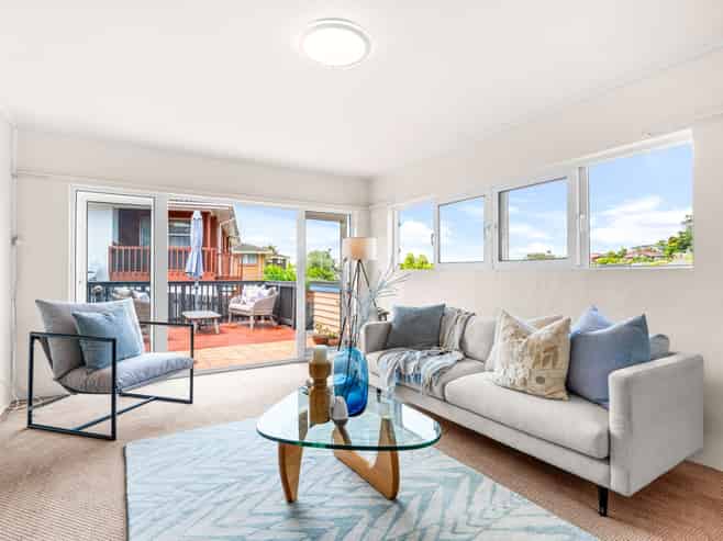 71 Stapleford Crescent, Browns Bay