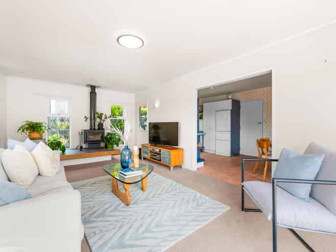 71 Stapleford Crescent, Browns Bay