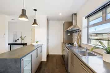 38 Vivian Street, BURWOOD