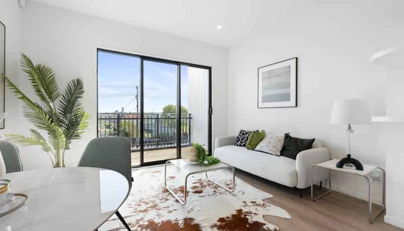 111 Settlers Avenue, Hobsonville