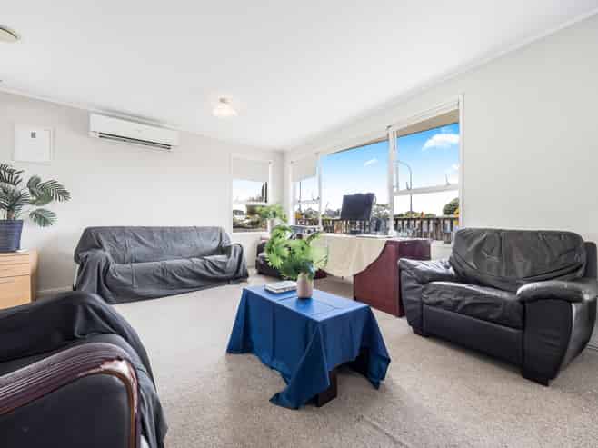 58 Thomas Road, Mangere