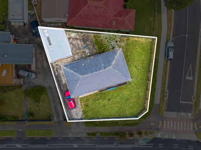 58 Thomas Road, Mangere