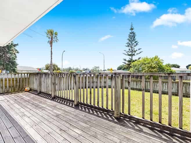 58 Thomas Road, Mangere