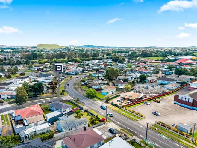 58 Thomas Road, Mangere