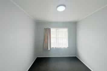 9 Reiman street, New Lynn